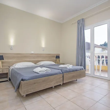 מלון Trabukos Complex (adults Only) 3*