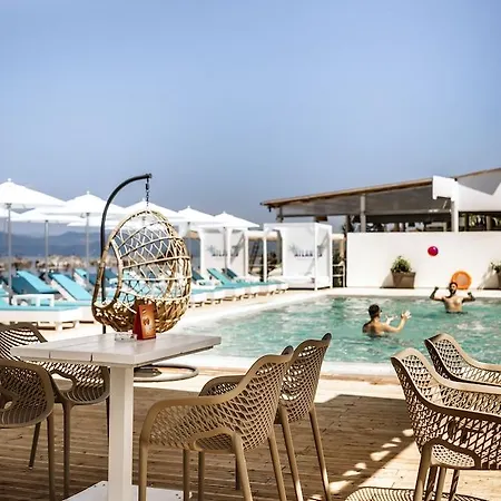 מלון Trabukos Complex (adults Only) 3*