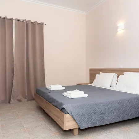 Trabukos Complex (adults Only) מלון קאבוס