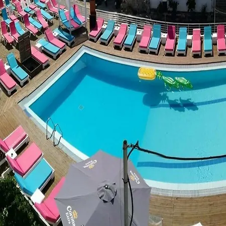 מלון Trabukos Complex (adults Only) 3*